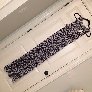 Lilly Pulitzer navy and white chevron maxi dress